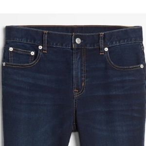 Gap Midrise Soft Wear Girlfriend Jeans